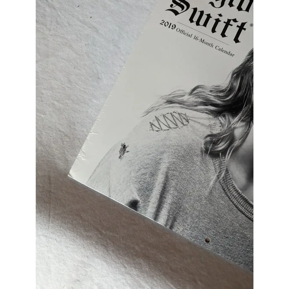 Taylor Swift Reputation Calendar 2019 Sealed Never Used